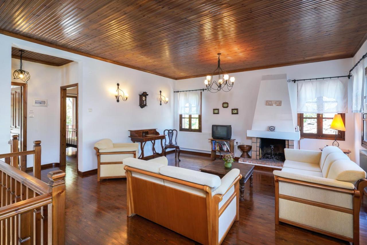 Villa Nina Panagia  Buitenkant foto